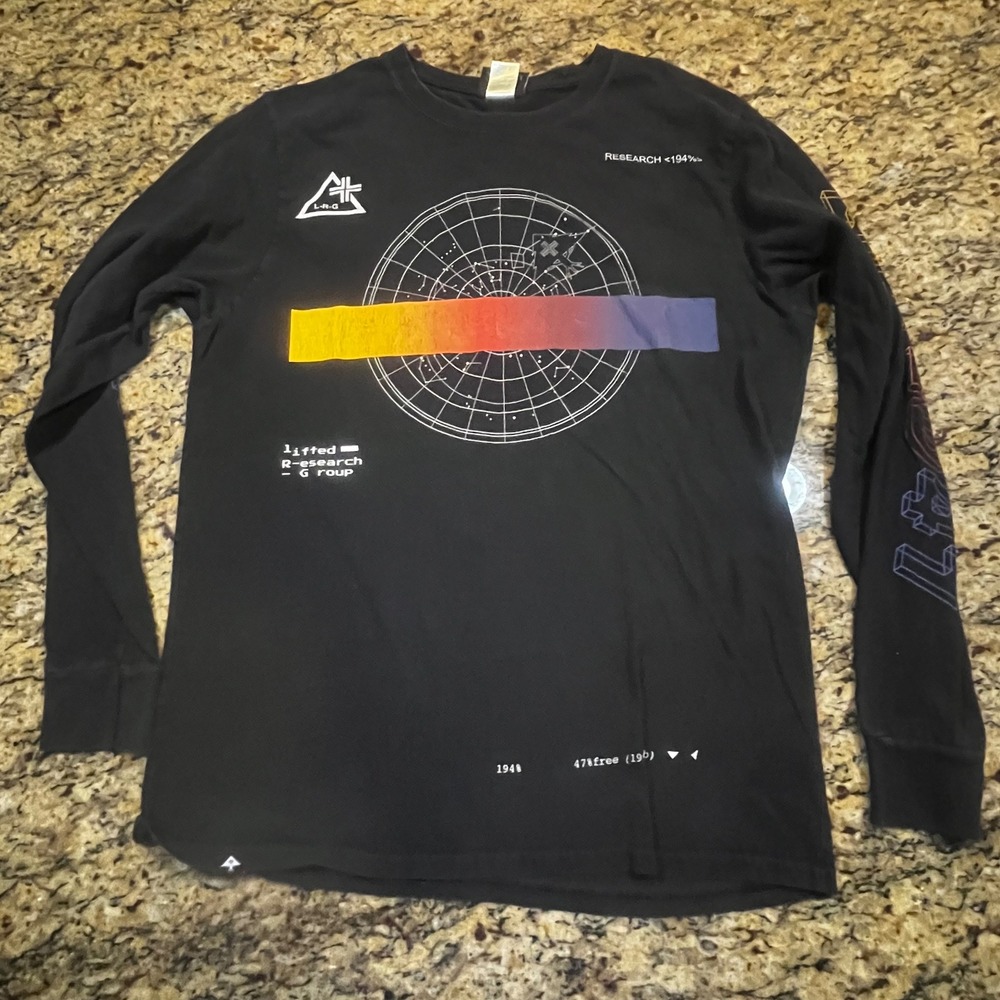 LRG Lifted Research Group Mens Black Long Sleeve Graphic Tee Radar Shirt Size M